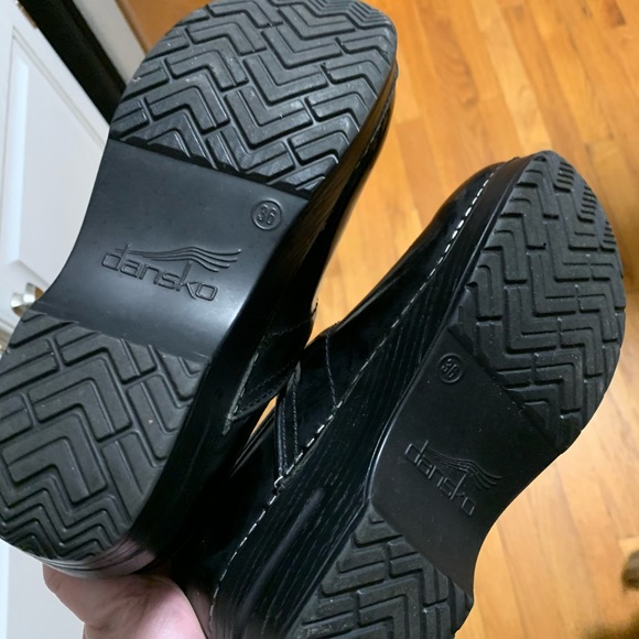 Dansko clogs size 6 - Picture 4 of 4